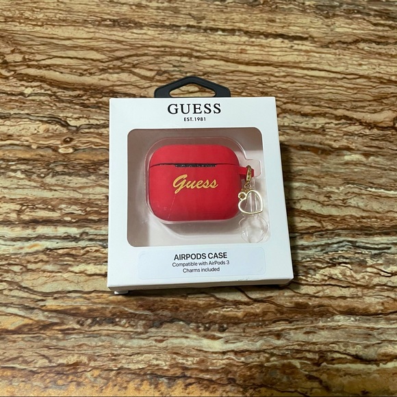 Guess - Picture 1 of 2